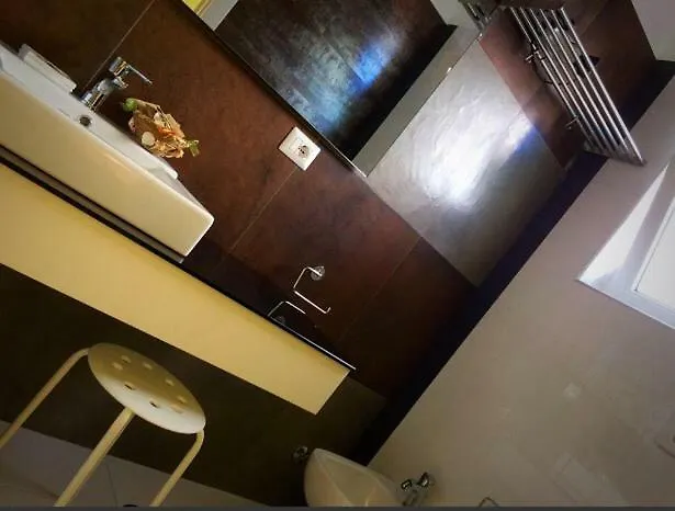 לינה וארוחת בוקר Sabin Ross