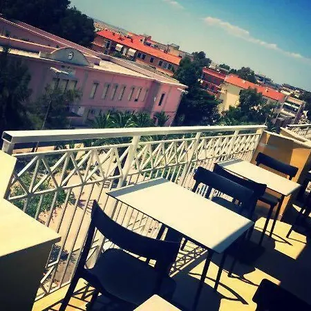 Sabin Ross * Margherita Di Savoia